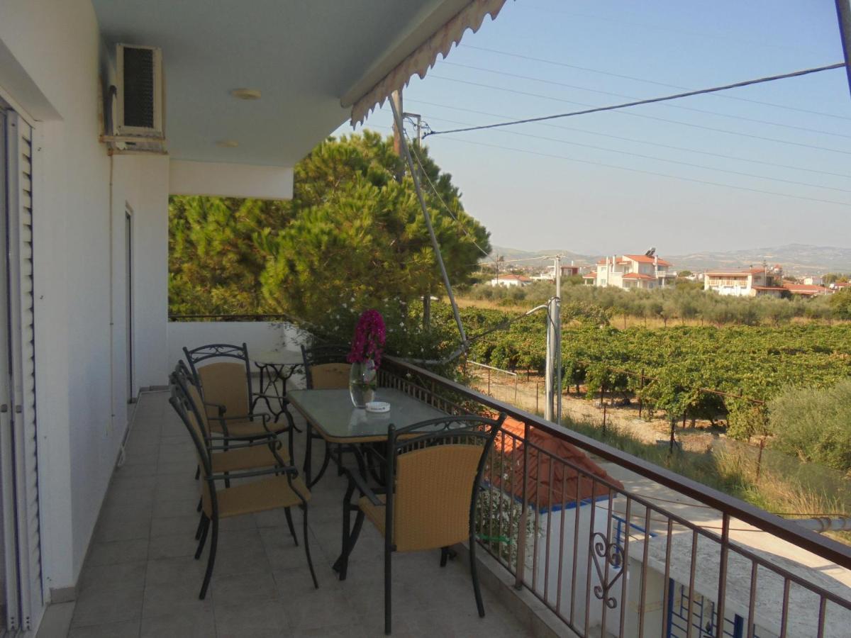 Appartement Kostas Family House à Káto Ássos Extérieur photo