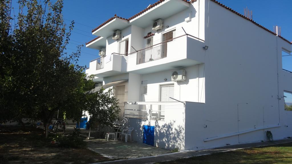 Appartement Kostas Family House à Káto Ássos Extérieur photo